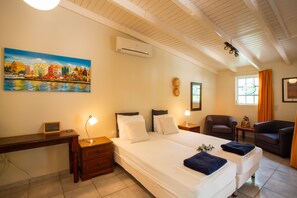 1 chambre, coffres-forts dans les chambres, Wi-Fi, draps fournis