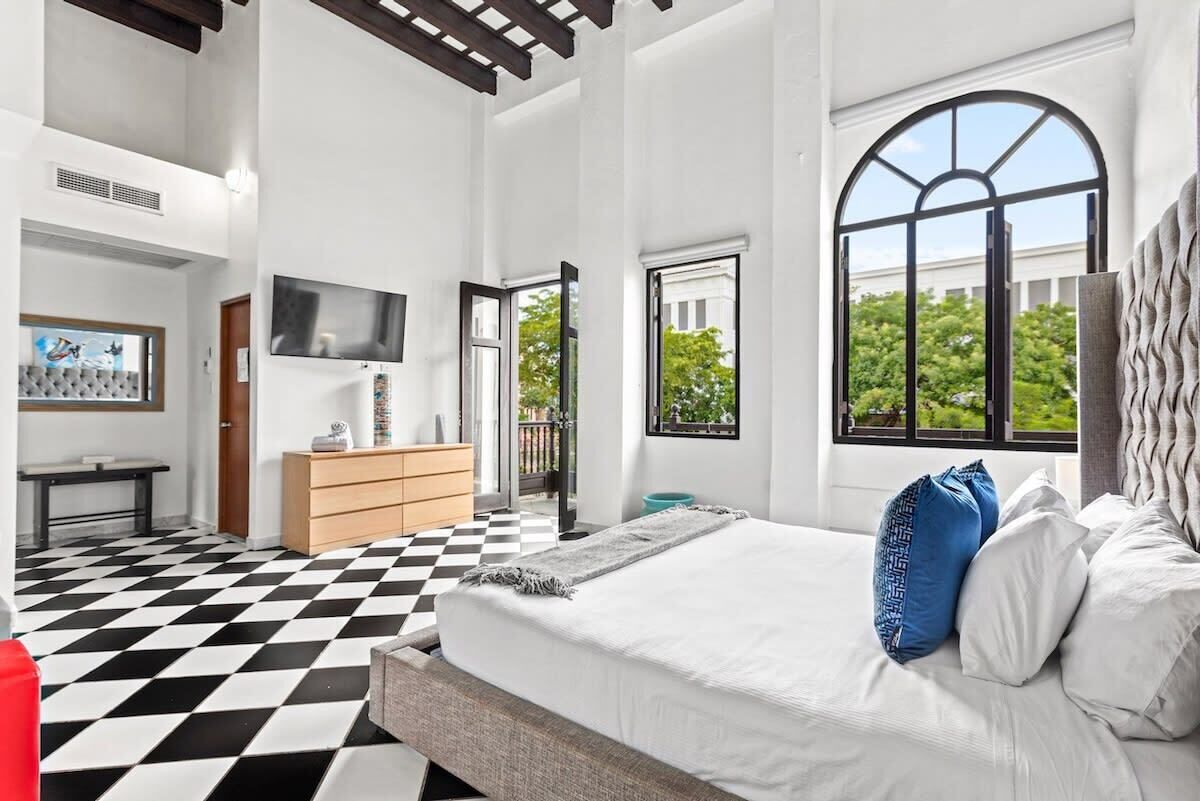 1 bedroom, iron/ironing board, travel crib, WiFi