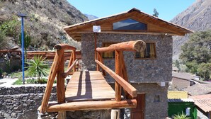 Room, 1 King Bed (Muna) | View from room - Casa Inka B&B (Ollantaytambo)