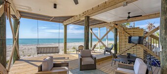 4 makuuhuoneen rantakohde kotiin!