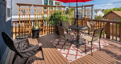 Charming cottage in amazing Seattle neighborhood - only 15 minutes to downtown