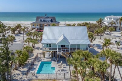 Family Tides: Beach Pool and Dock..This 4 Bedroom beach house has it all!