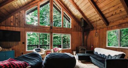 Northern Nights Chalet by Wanderlust Abodes