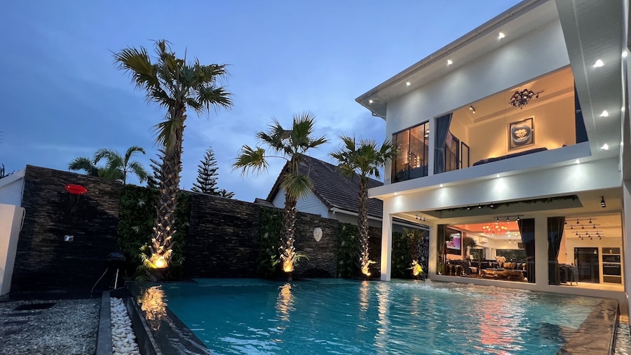 Premium Pool Villas Pattaya