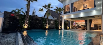 Premium Pool Villas Pattaya