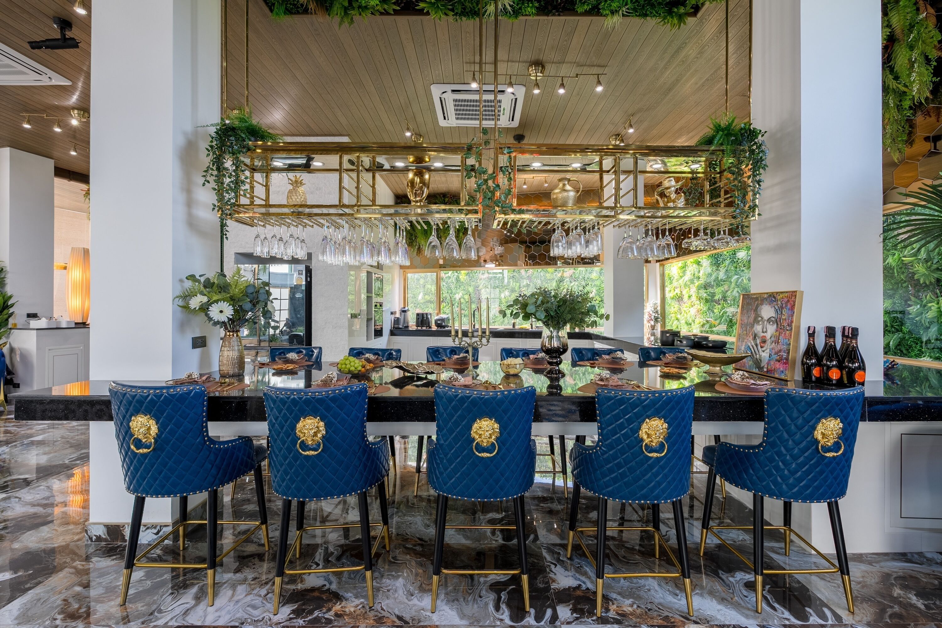 Grand Ten-Bedroom Villa with Private Pool and Sauna | 高級寢具、房內夾萬、獨特設計、獨特裝修