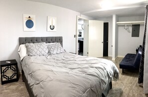 3 habitaciones, tabla de planchar con plancha y wifi gratis 