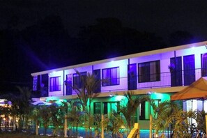 Exterior - MODERN IN RUSTIC..... (Puerto Viejo de Talamanca)