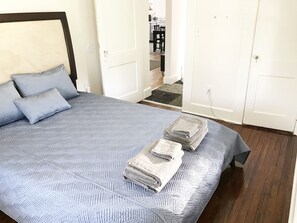 2 bedrooms, iron/ironing board, free WiFi, bed sheets