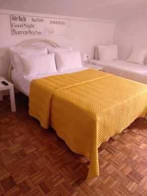 4 bedrooms, iron/ironing board, WiFi, bed sheets - Alecrim Apartment | Alecrim & Rosmaninho Guest House (Pinhel)