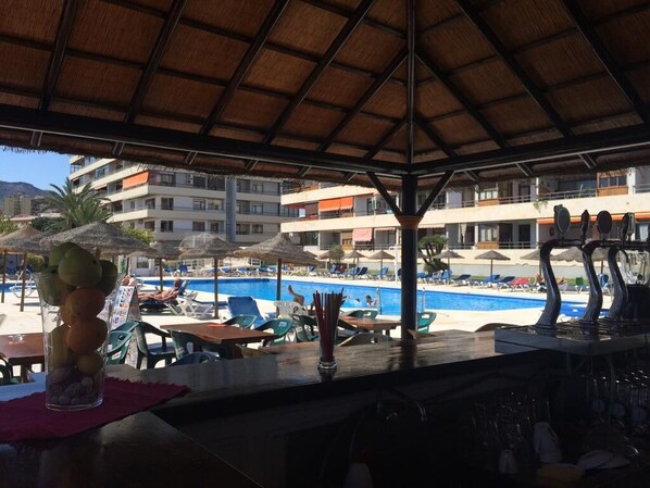 Outdoor dining - Three room apartment in the center of Torremolinos (Torremolinos)