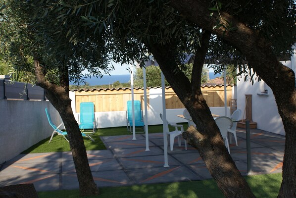 Terrace/patio - T2 between sea and mountain (Santa-Maria-Poggio)