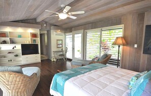 4 bedrooms, desk, iron/ironing board, free WiFi