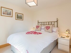 3 chambres, accès au Wi-Fi (inclus), literie fournie