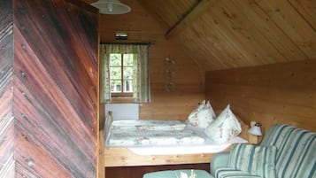 2 Schlafzimmer, Reisekinderbett, WLAN, Bettwäsche