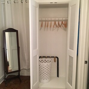 Interior - Island Hideout (Charleston)