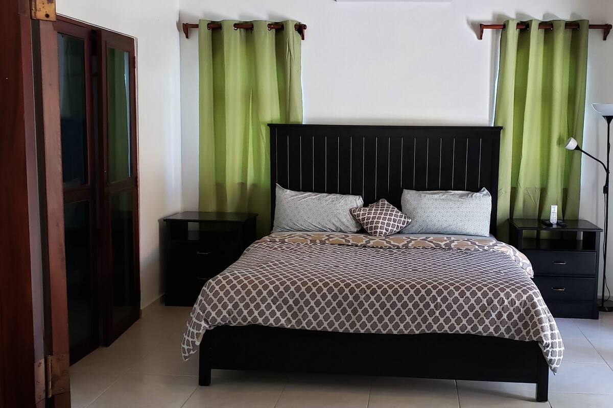 Memory-foam beds, in-room safe, soundproofing, free WiFi