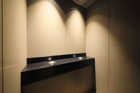 Quintessa Hotel Tokyo Ginza - Image 28