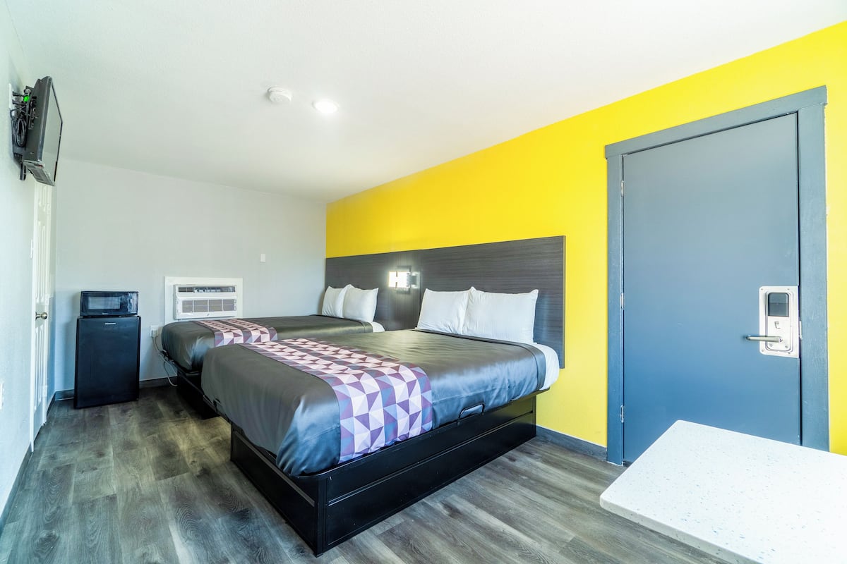 Wifi gratis y ropa de cama 