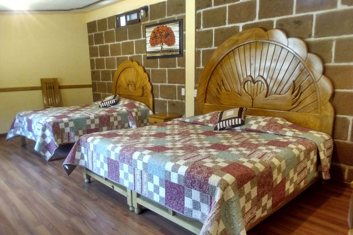 Basic Quadruple Room, Multiple Beds