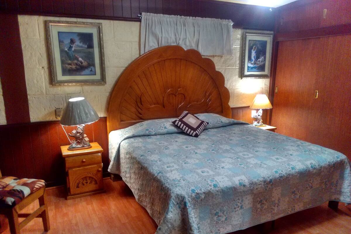 Comfort Room, 1 King Bed | Extra beds