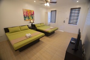 Free WiFi, bed sheets - Brizo Hotel and Resort Tagaytay (Silang)