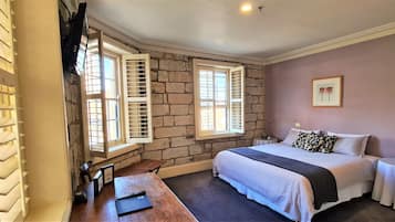 1 habitación, ropa de cama hipoalergénica y decoración personalizada