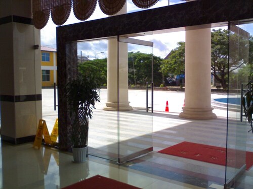 Royal Hotel Luang Namtha ' Huang Ching'