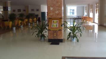 Khu tiếp khách ở sảnh