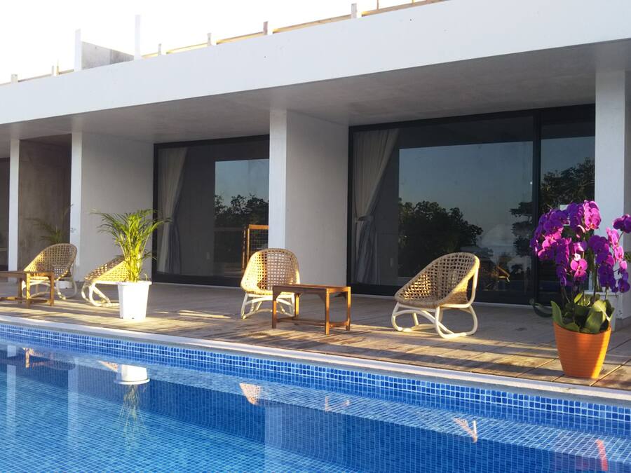 Façana frontal de l'allotjament