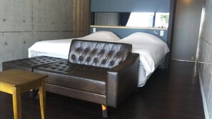 In-room safe, blackout drapes, free WiFi, bed sheets - Blue Suites Hanamuro on the beach (Zamami)