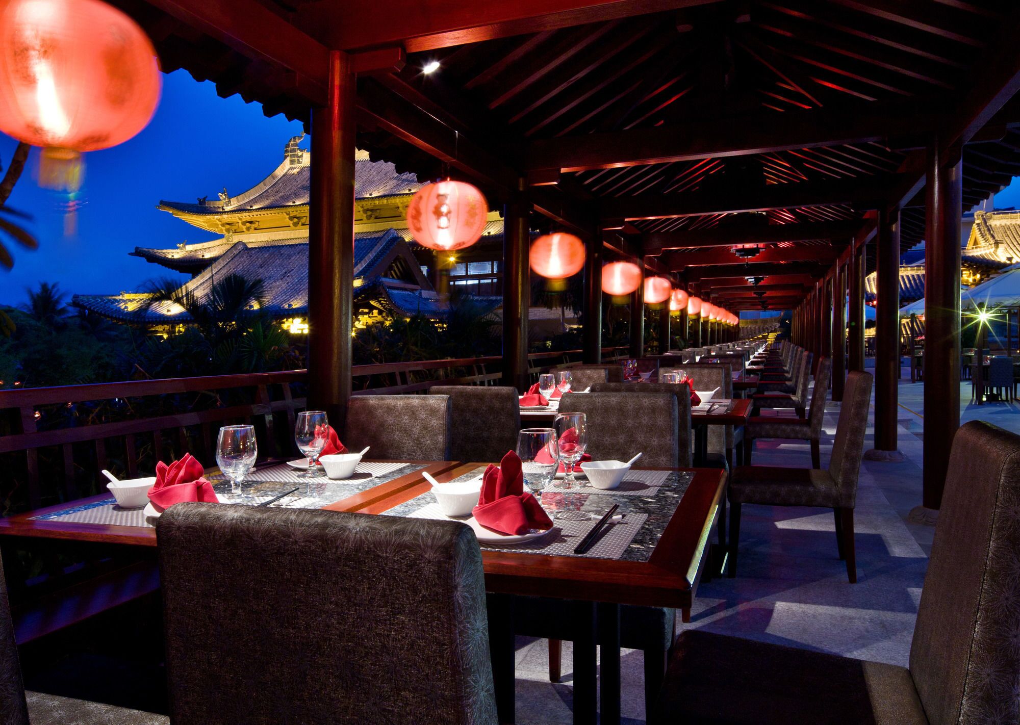 Här finns 5 restauranger som serverar lunch.