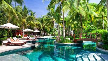 Outdoor pool, sun loungers