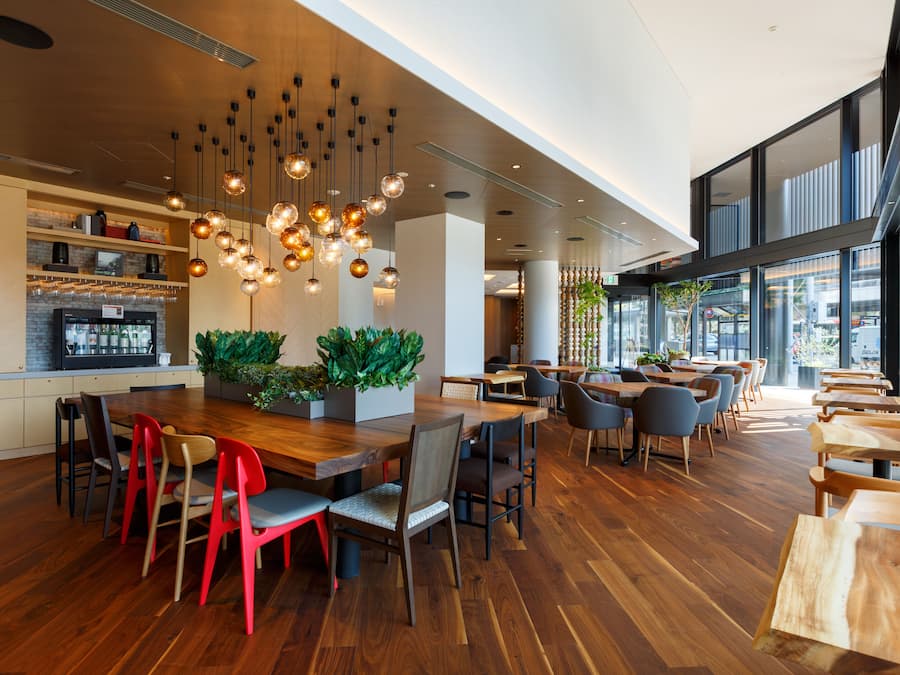 Petit déjeuner buffet (2300 JPY par personne)