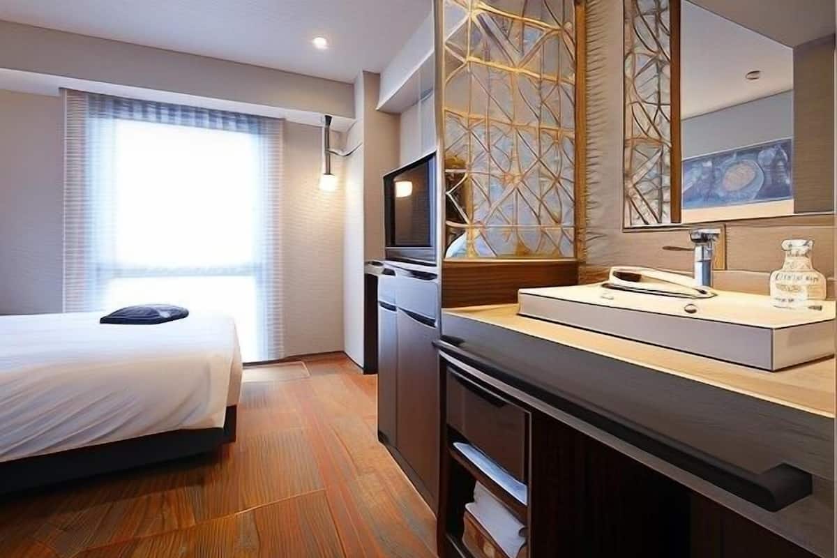 In-room safe, blackout drapes, iron/ironing board, free WiFi