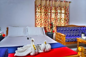 Deluxe Room | Free WiFi