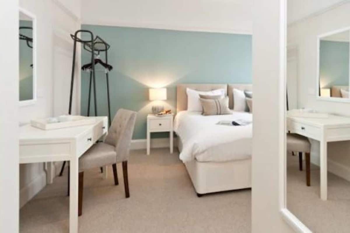 Superior Room | 1 bedroom, individually decorated, individually furnished, desk