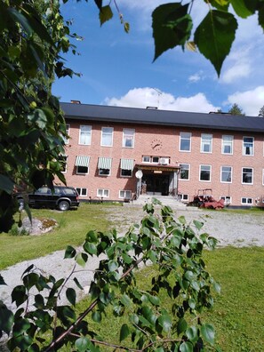 Property grounds - Gillhov   camping and  B&B - Hostel (Svenstavik)
