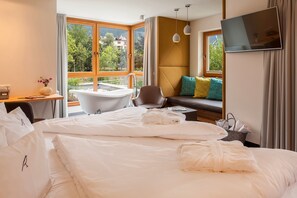 Signature Suite, Balcony - Hubers Boutiquehotel (Mayrhofen)