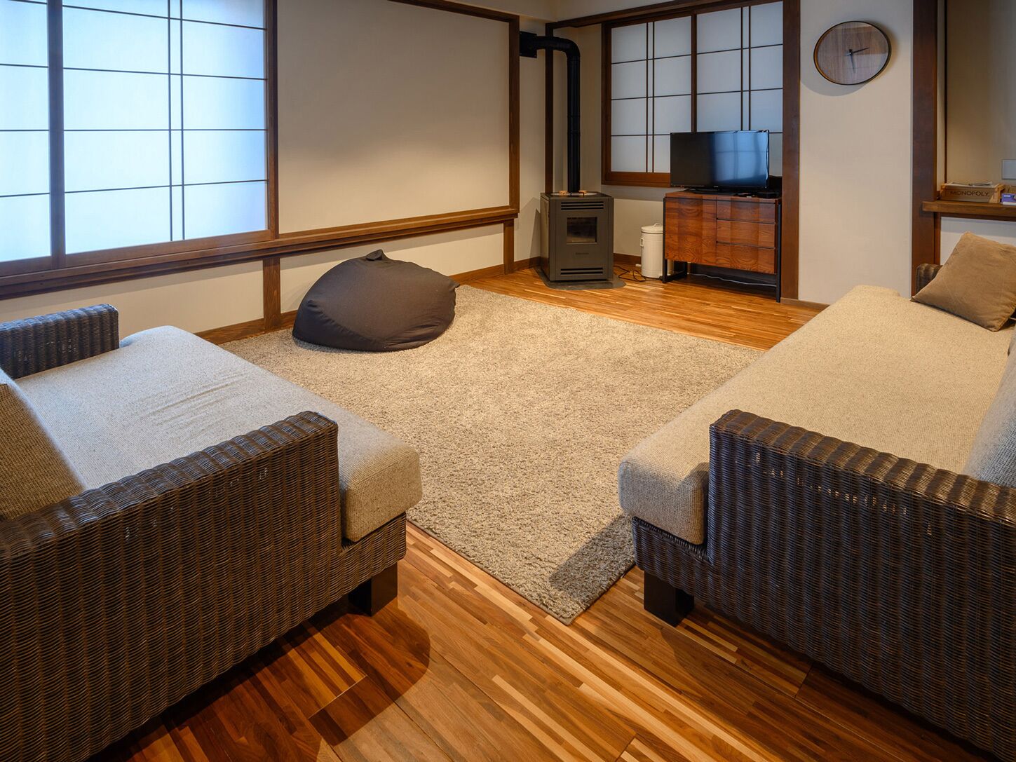 premium apartment | living area | flat-screen tv