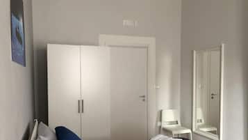 1 bedroom, minibar, desk, soundproofing