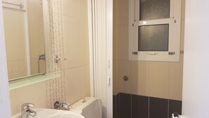 Apartment | Badezimmer