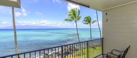 Condo, 3 Bedrooms | Property grounds