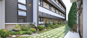 Baypark Inn