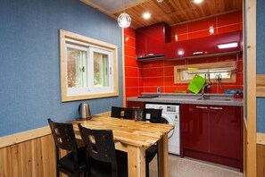 Premium Room (New Building) | Private kitchenette | Fridge, microwave, stovetop, rice cooker