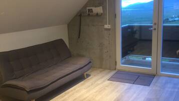 Studio | Living area