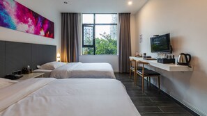 Quarto duplo luxo, para não fumantes | Cortinas blackout, Wi-Fi de cortesia, roupa de cama