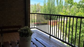 Departamento Prestigio, 2 habitaciones | Terraza o patio