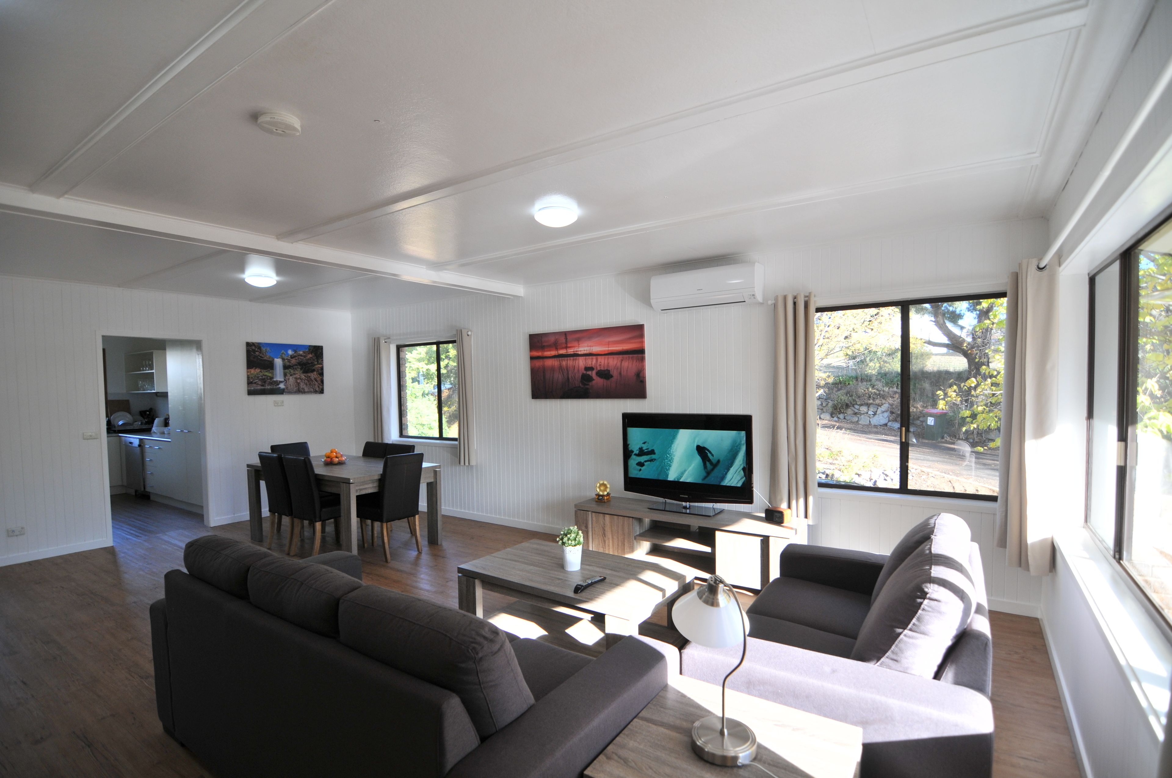 Leski House | Living area | LED TV