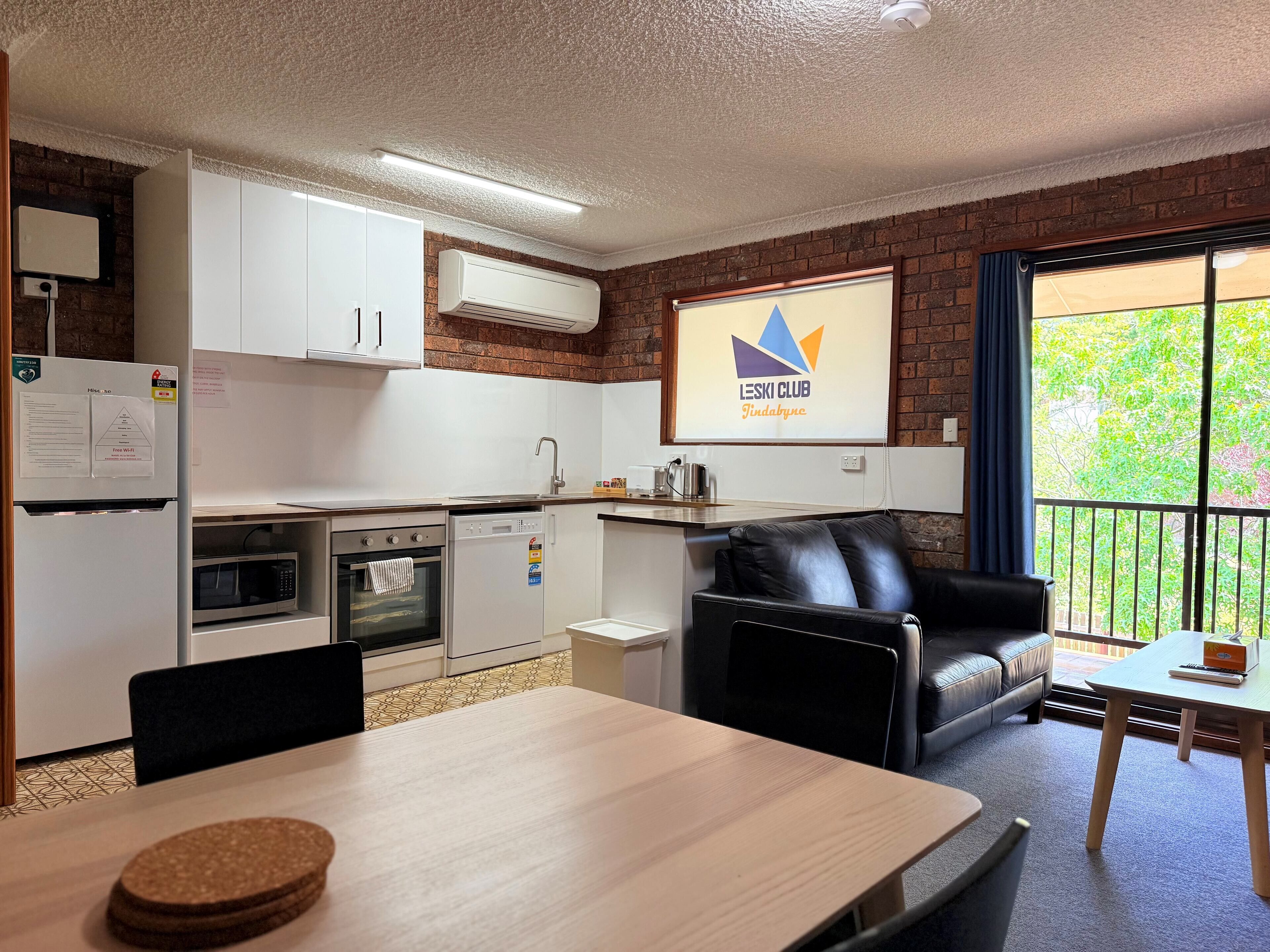 华丽公寓, 2 间卧室 | 私人厨房 | 冰箱、微波炉、炉灶、茶具/咖啡用具